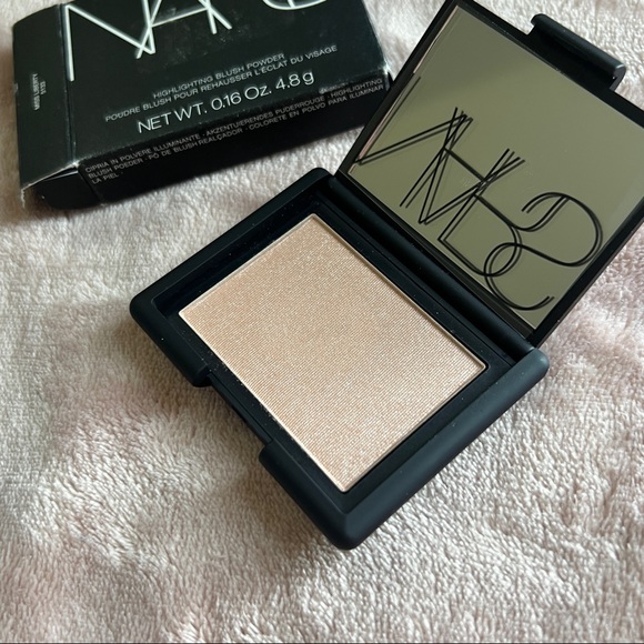 Nars Miss Liberty highlighter - Picture 5 of 9